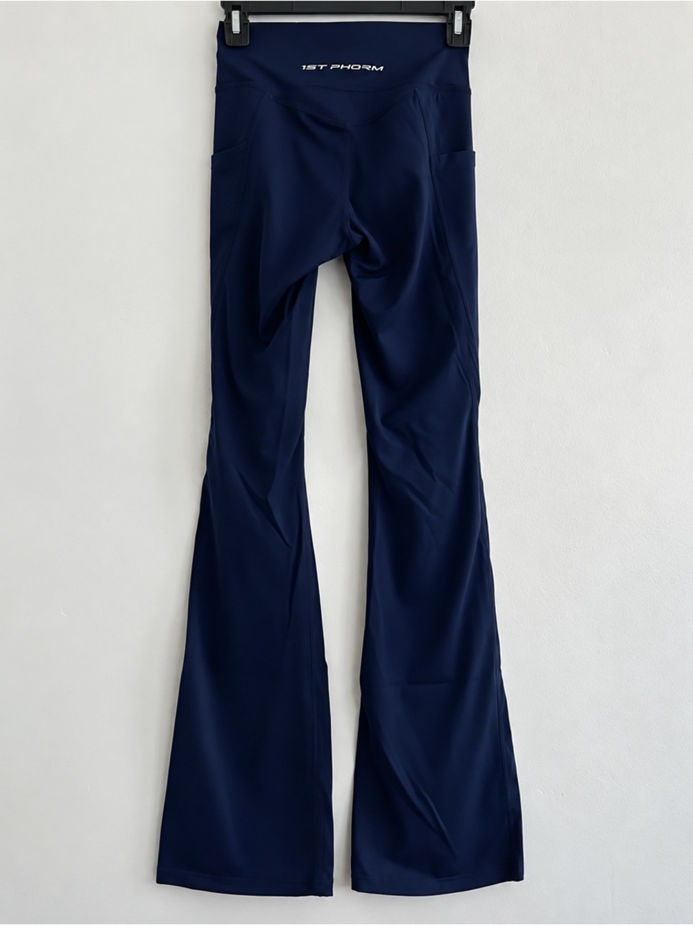 1st Phorm Women’s Flare Leggings with Side Pockets